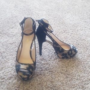 Nine West animal print open toe heel